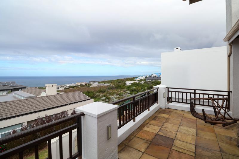 To Let 4 Bedroom Property for Rent in Pinnacle Point Golf Estate Western Cape